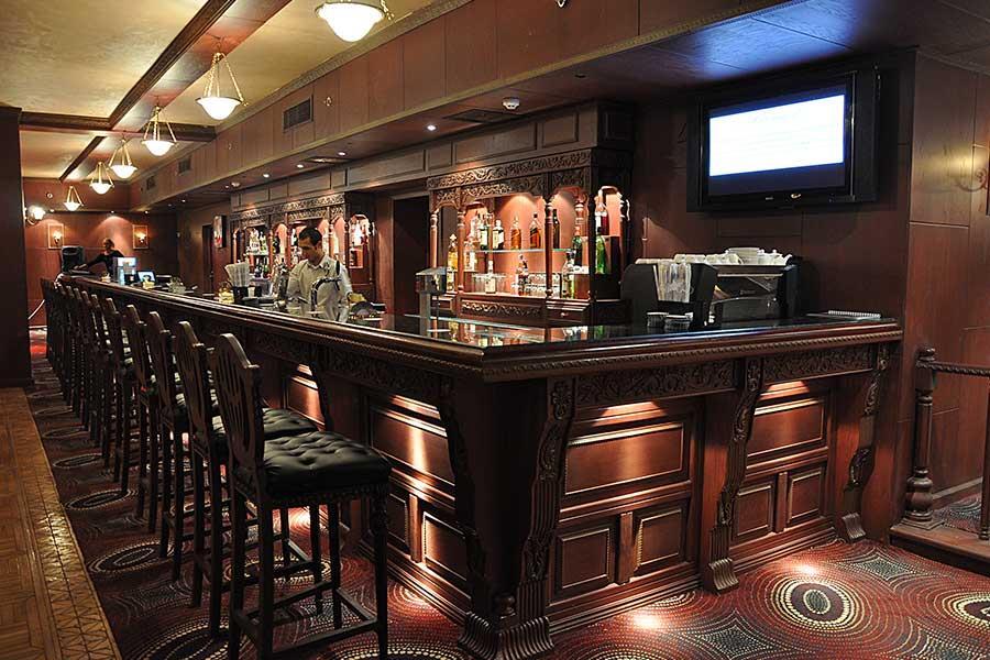Premier Le Reve Hotel & Spa (Adults Only) Hurghada Exteriör bild The bar at the 21 Club