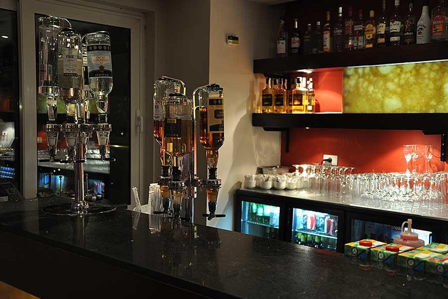 Premier Le Reve Hotel & Spa (Adults Only) Hurghada Exteriör bild A beer tap