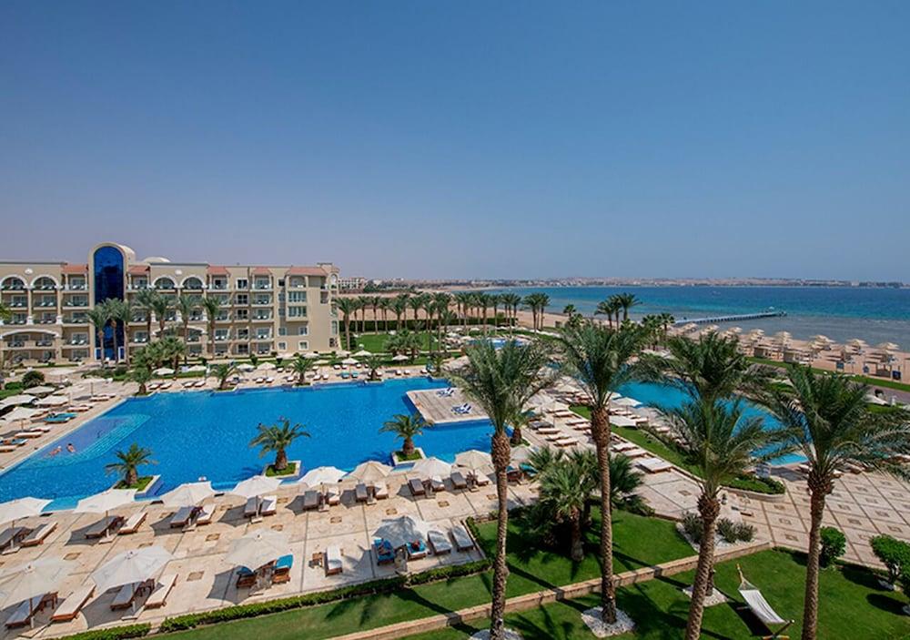 Premier Le Reve Hotel & Spa (Adults Only) Hurghada Exteriör bild Hilton Sharm El Sheikh Resort