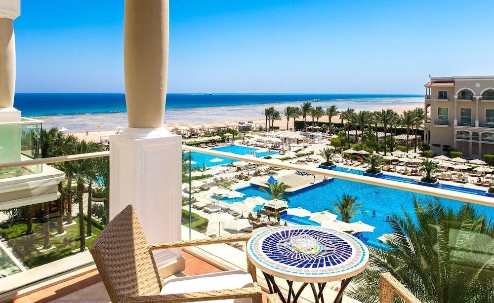 Premier Le Reve Hotel & Spa (Adults Only) Hurghada Exteriör bild View of the Red Sea from the Hilton Sharm El-Sheikh Resort