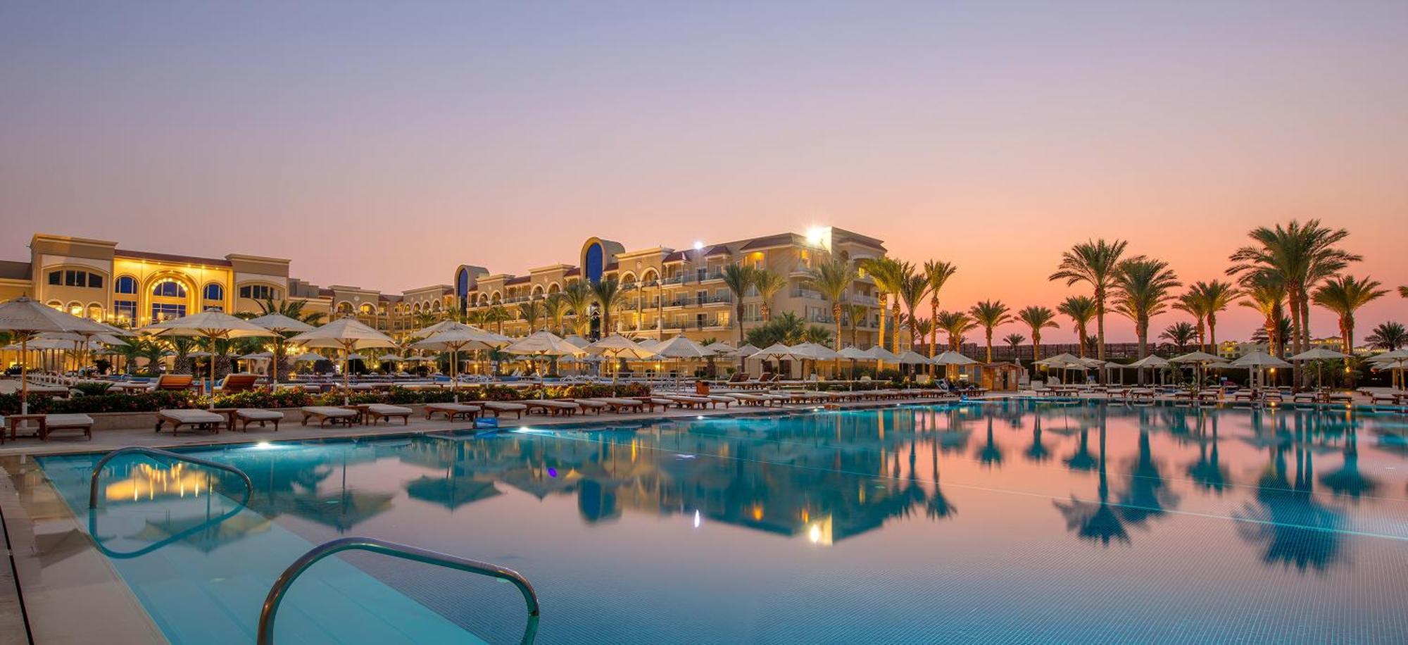 Premier Le Reve Hotel & Spa (Adults Only) Hurghada Exteriör bild Hilton Sharm El Sheikh Resort